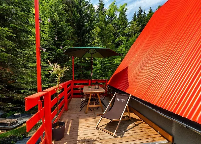 1725 - Slow Life בקתה *