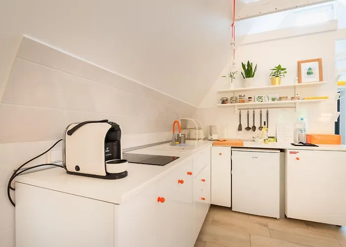 בקתה 1725 - Slow Life *